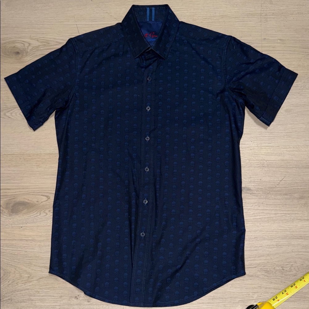 Robert Graham Blue Short Sleeve Button Down Shirt Sz XS